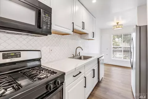 2035 Sierra Rd #1, Concord, CA 94518 photo 8