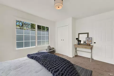 Bedroom - 563 Annette Ave, Vallejo, CA 94591 photo 6 of 6