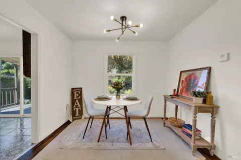 Dining - 563 Annette Ave, Vallejo, CA 94591 photo 2 of 3