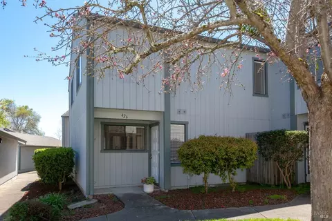 426 Occidental Cir, Santa Rosa, CA 95401