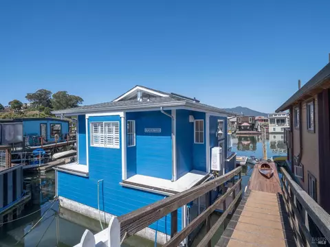 46 S 40 Dock, Sausalito, CA 94965 photo 2