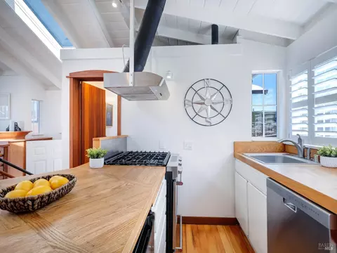 46 S 40 Dock, Sausalito, CA 94965 photo 11