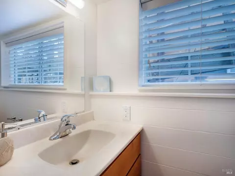 46 S 40 Dock, Sausalito, CA 94965 photo 22