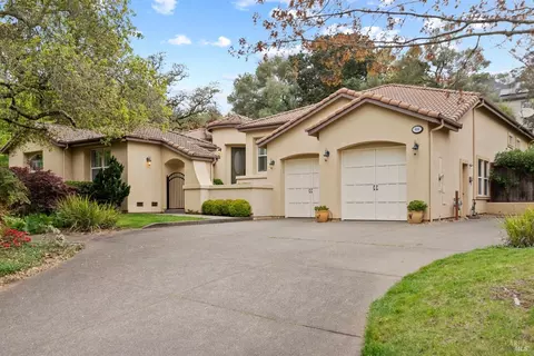 808 Olive Glen Ct, Santa Rosa, CA 95404