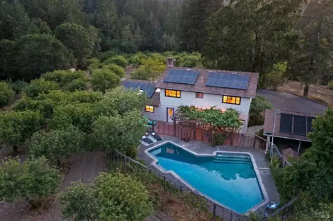 1905 Green Hill Rd, Sebastopol, CA 95472