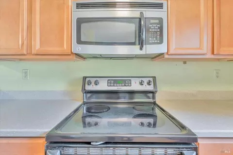 Kitchen - 8192 Sunflower Dr, Cotati, CA 94931 photo 2 of 4