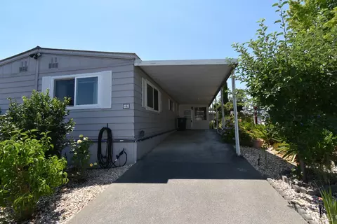140 Sequoia Cir, Santa Rosa, CA 95401