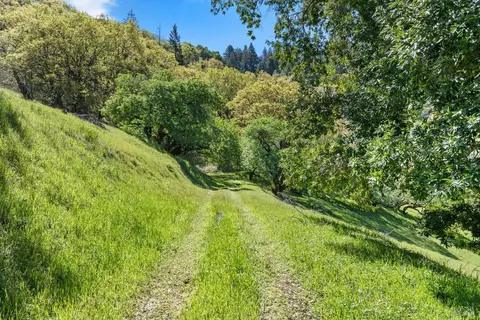 View/Area - 201 Pine Ridge Rd, Ukiah, CA 95482 photo 15 of 16