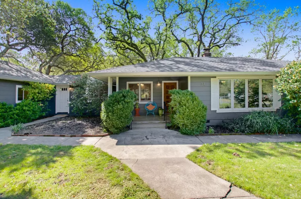 74 London Way, Sonoma, CA 95476 32 Photos Movoto