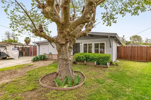 2310 Tennent Ct, Pinole, CA 94564