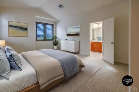Bedroom - 7941 Scriver Ct, Cotati, CA 94931 photo 2 of 4