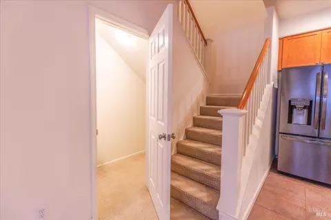 Entry Way - 7941 Scriver Ct, Cotati, CA 94931 photo 1 of 1