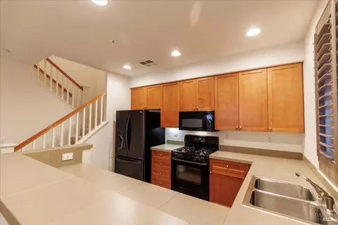 Kitchen - 7941 Scriver Ct, Cotati, CA 94931 photo 1 of 5