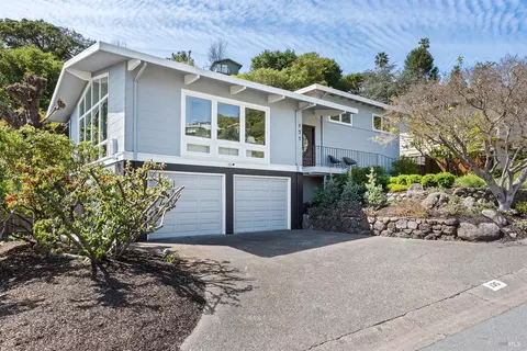 135 Via Lerida Ln, Greenbrae, CA 94904