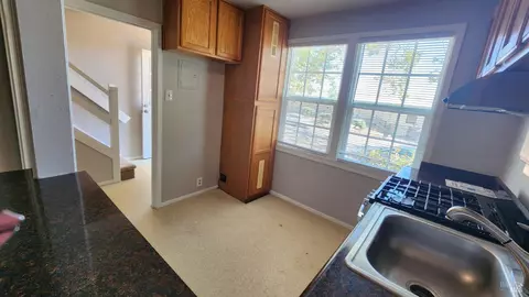 209 Rodgers St, Vallejo, CA 94590 photo 4