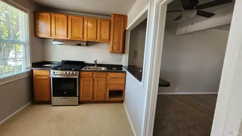 209 Rodgers St, Vallejo, CA 94590 photo 3