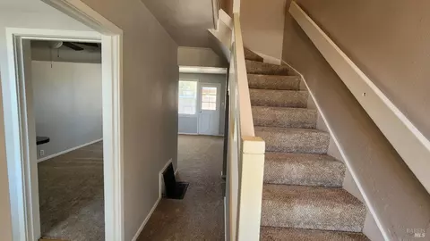 209 Rodgers St, Vallejo, CA 94590 photo 5