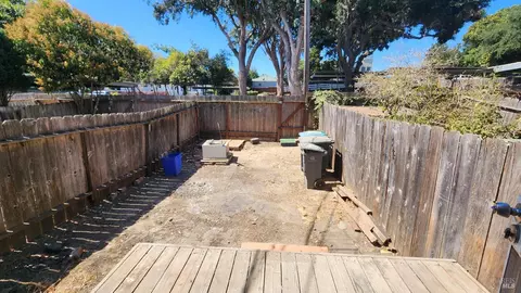 209 Rodgers St, Vallejo, CA 94590 photo 18
