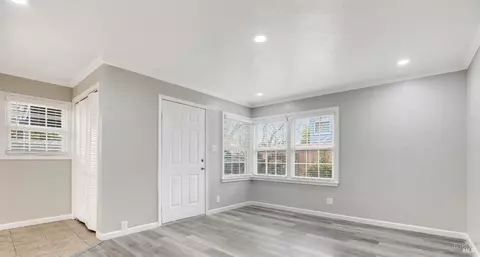 437 Annette Ave, Vallejo, CA 94591 photo 9