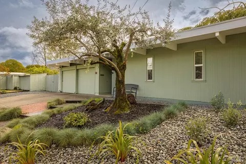 53 Golden Hinde Blvd, San Rafael, CA 94903