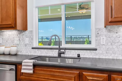 Kitchen - 8743 Aquamarine Dr, Vallejo, CA 94591 photo 5 of 7