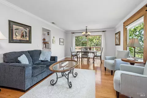 9 Lupine Cir, Novato, CA 94947