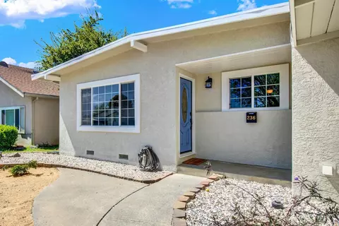 Exterior - 236 Madrone St, Vacaville, CA 95688 photo 4 of 11
