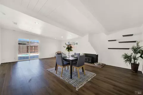 Dining - 236 Madrone St, Vacaville, CA 95688 photo 1 of 4