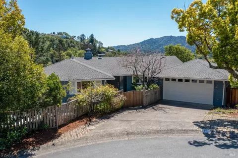 71 Corte Loyola Ct, Greenbrae, CA 94904