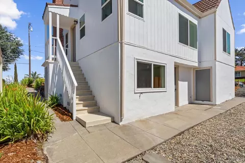 Exterior - 528 Napa Ave, Rodeo, CA 94572 photo 5 of 8