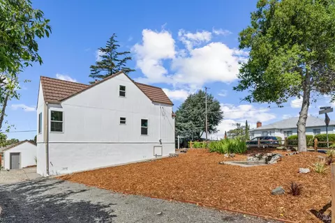 Exterior - 528 Napa Ave, Rodeo, CA 94572 photo 4 of 8