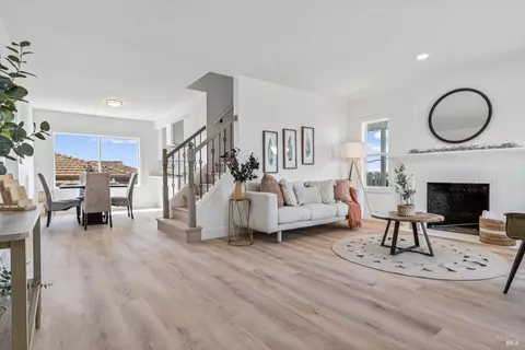 Living - 528 Napa Ave, Rodeo, CA 94572 photo 1 of 3