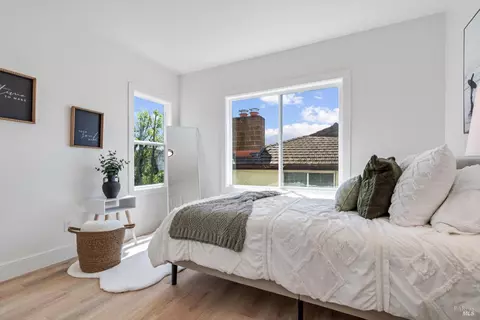 Bedroom - 528 Napa Ave, Rodeo, CA 94572 photo 2 of 7