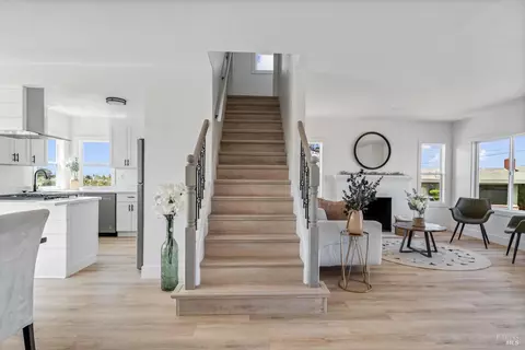 Entry Way - 528 Napa Ave, Rodeo, CA 94572 photo 1 of 1