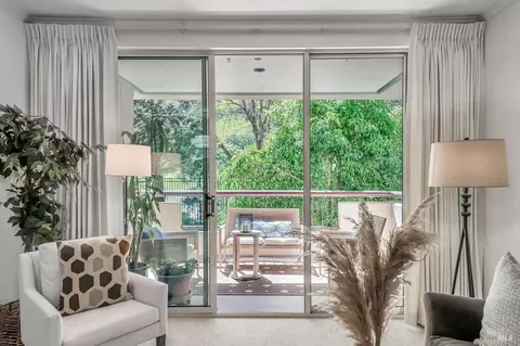 200 Deer Valley Rd #2C, San Rafael, CA 94903