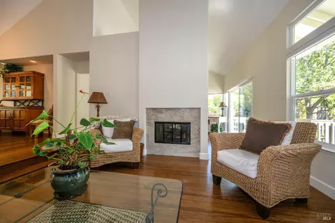 9639 Lakewood Dr, Windsor, CA 95492 photo 6