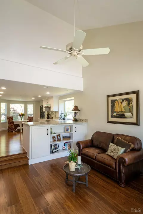 9639 Lakewood Dr, Windsor, CA 95492 photo 14