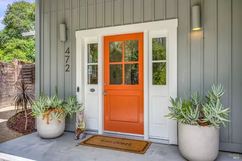 472 York Ct, Sonoma, CA 95476