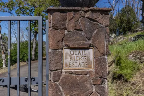 840 Mark West Springs Rd, Santa Rosa, CA 95404