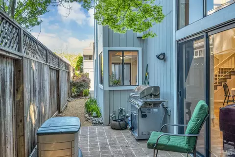 Exterior - 2779 Perch Dr, Napa, CA 94558 photo 5 of 13