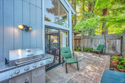 Exterior - 2779 Perch Dr, Napa, CA 94558 photo 6 of 13