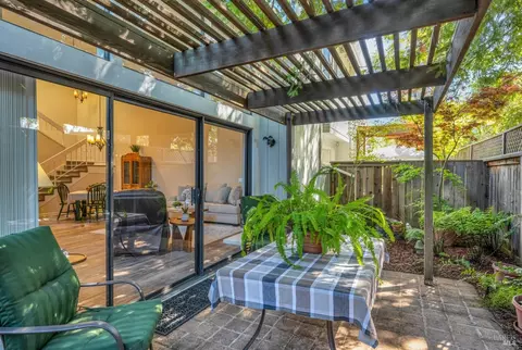 Exterior - 2779 Perch Dr, Napa, CA 94558 photo 4 of 13