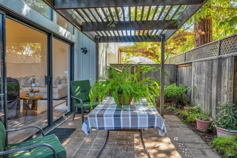 Exterior - 2779 Perch Dr, Napa, CA 94558 photo 3 of 13