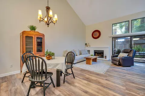 Dining - 2779 Perch Dr, Napa, CA 94558 photo 3 of 3