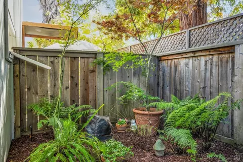 Exterior - 2779 Perch Dr, Napa, CA 94558 photo 7 of 13