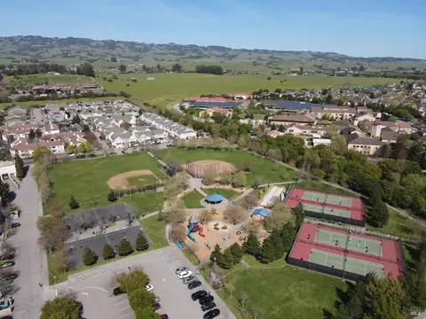 View/Area - 1908 Belgrave Dr, Petaluma, CA 94954 photo 4 of 6
