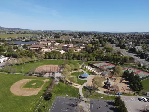 View/Area - 1908 Belgrave Dr, Petaluma, CA 94954 photo 3 of 6