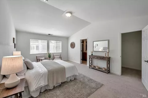Bedroom - 1908 Belgrave Dr, Petaluma, CA 94954 photo 2 of 6