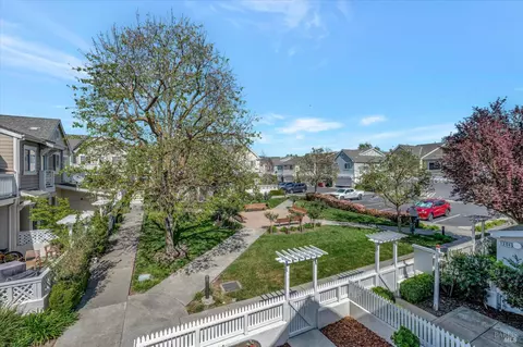 View/Area - 1908 Belgrave Dr, Petaluma, CA 94954 photo 1 of 6