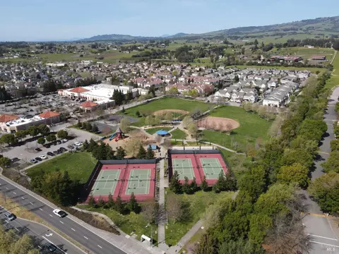 View/Area - 1908 Belgrave Dr, Petaluma, CA 94954 photo 5 of 6